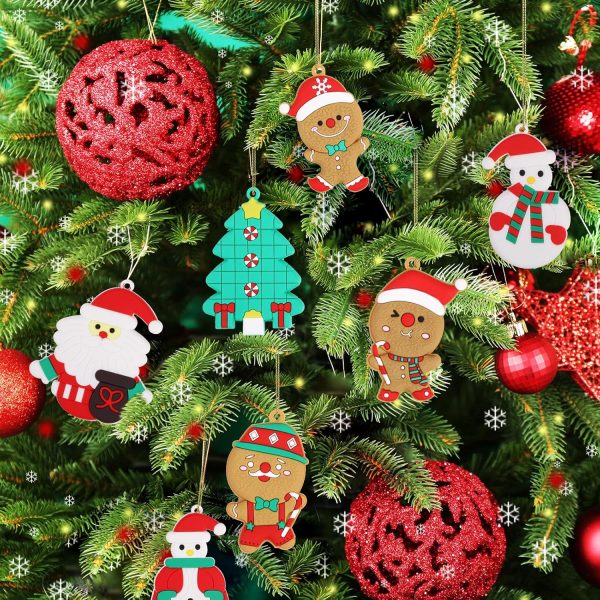 Bigqin 12 Pièces Décorations de Noël Bonhomme en Pain D'épice Ornements Décorations de Noël Pendentifs Suspendus Vacances de Noël Jardin Balcon Porte Couronnes Fenêtre Mignonnes...