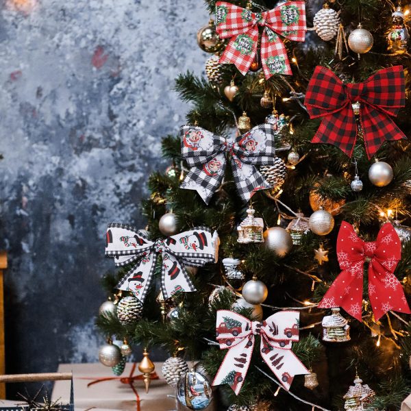 6 Rouleaux/9m Ruban de Noël Filaire, 6,4cm Ruban d'Emballage Cadeau Flocon de Neige Père Noël Plaid Bonhomme de Neige Couronne Ruban Cadeau Noël pour Travaux Manuels (6 Styles)