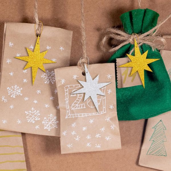 12pcs Étoiles à Suspendre Pailleté en Bois Pendentif de Noël Étoiles Scintillant Double Face Décorations Suspendues d'arbre de Noël Ornements